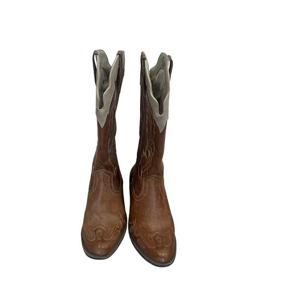 Coconuts Tan Cowboy Boots SIZE 9 Cowgirl Cream Western Vegan Faux Leather $90 - Picture 5 of 9